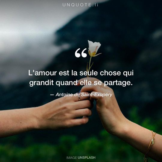 Image d'Unsplash remixée avec citation de Antoine de Saint-Exupéry.