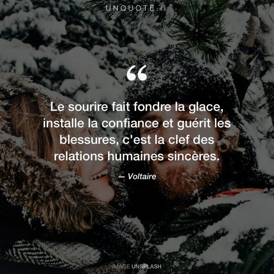 Image d'Unsplash remixée avec citation de Voltaire.